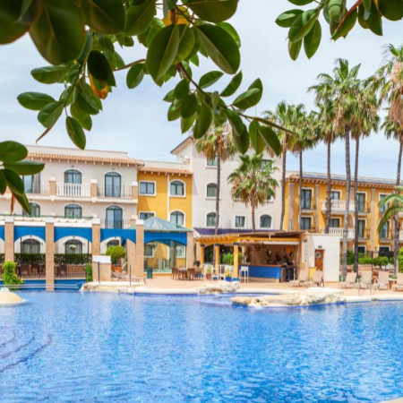 Hotel La Laguna Spa & Golf****